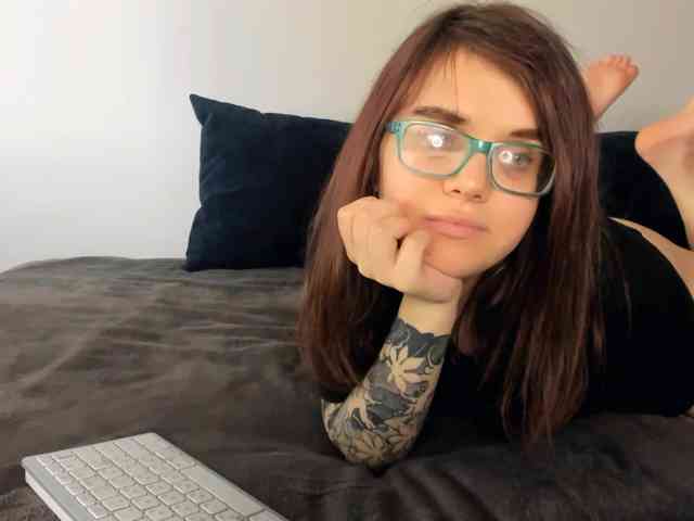 KattyKitty99 webcam