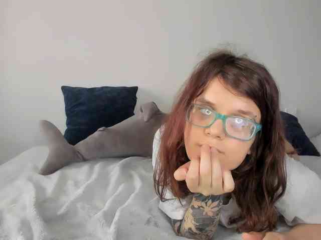KattyKitty99 webcam