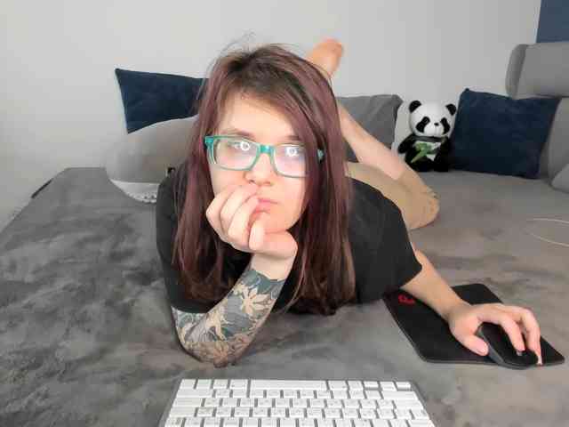 KattyKitty99 webcam