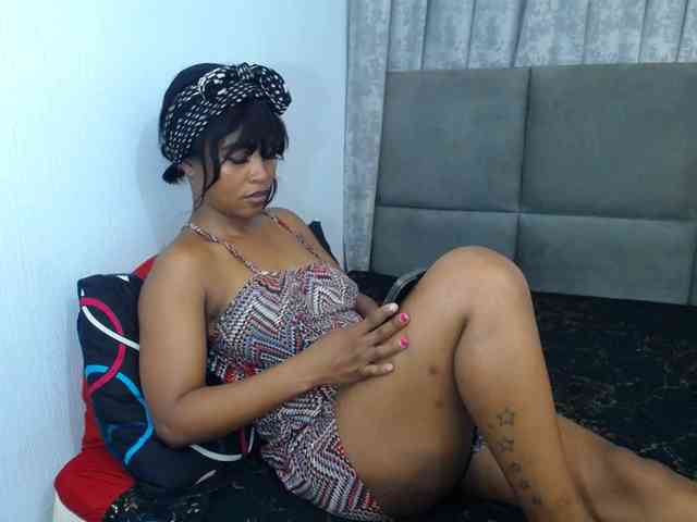 NAUGHTYKITTY2 webcam