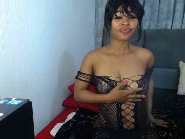 NAUGHTYKITTY2 webcam