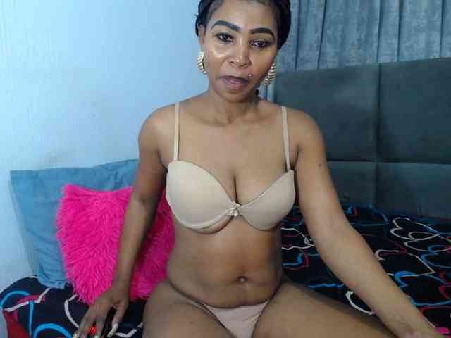 NAUGHTYKITTY2 webcam