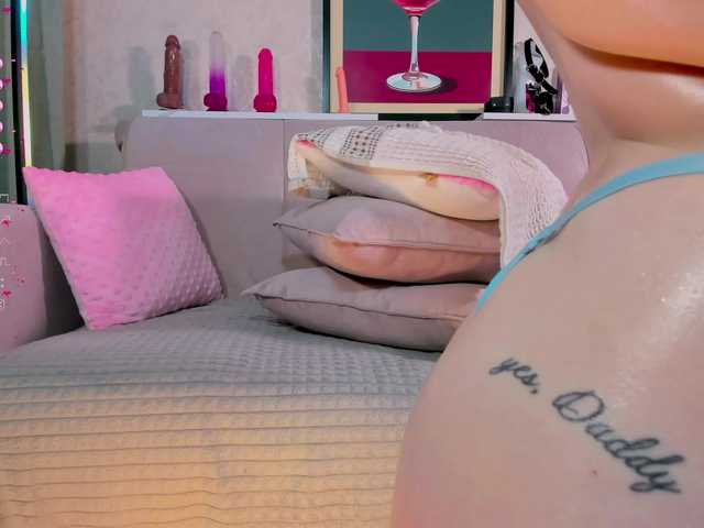 Ashley-Nicks's BongaCams show and profile