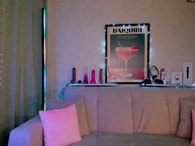 Ashley-Nicks's BongaCams show and profile