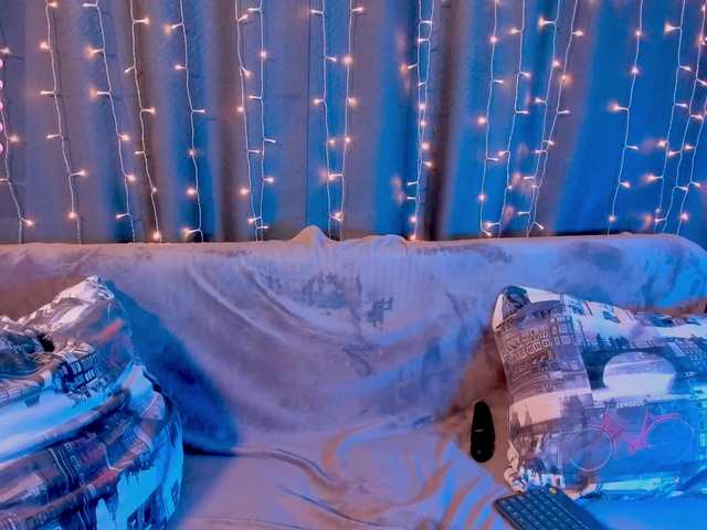 Ashley-Nicks's BongaCams show and profile