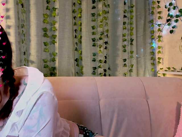 Ashley-Nicks's BongaCams show and profile