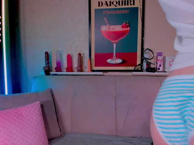 Ashley-Nicks's BongaCams show and profile