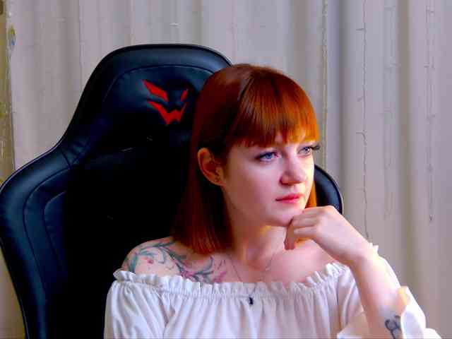 Ashley-Nicks webcam
