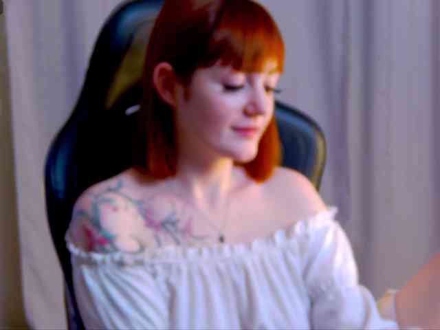 Ashley-Nicks webcam