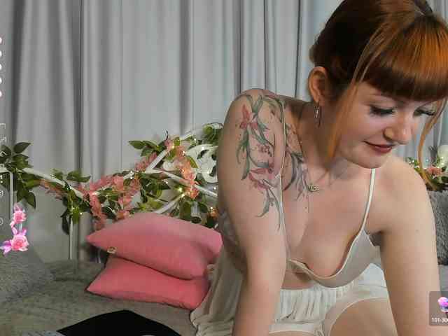 Ashley-Nicks webcam