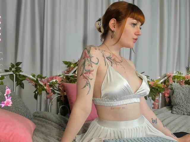 Ashley-Nicks webcam