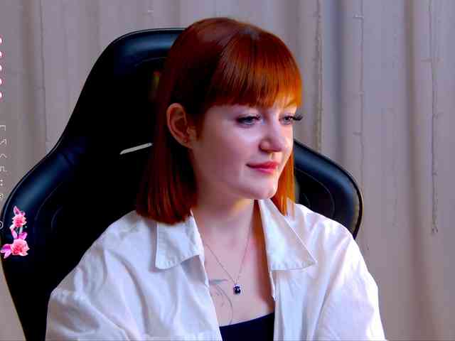 Ashley-Nicks webcam