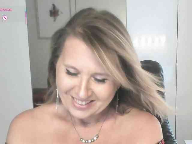 8milana8 webcam