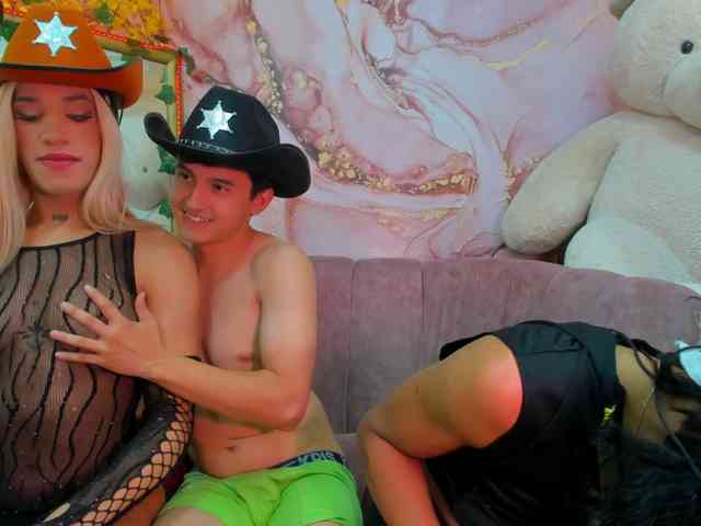 NaughtySweetss Live Webcam on BongaCams