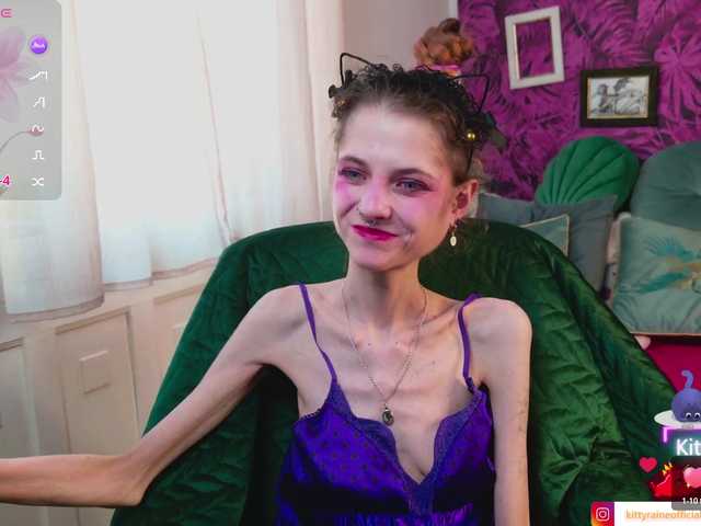 KittyRaine webcam