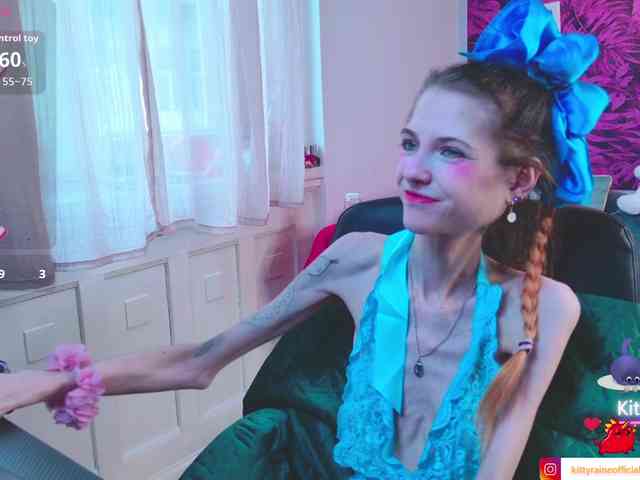 KittyRaine webcam