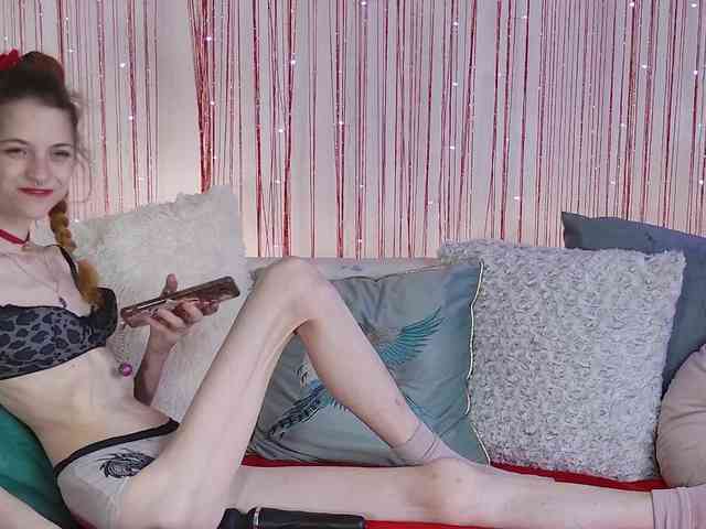 KittyRaine webcam