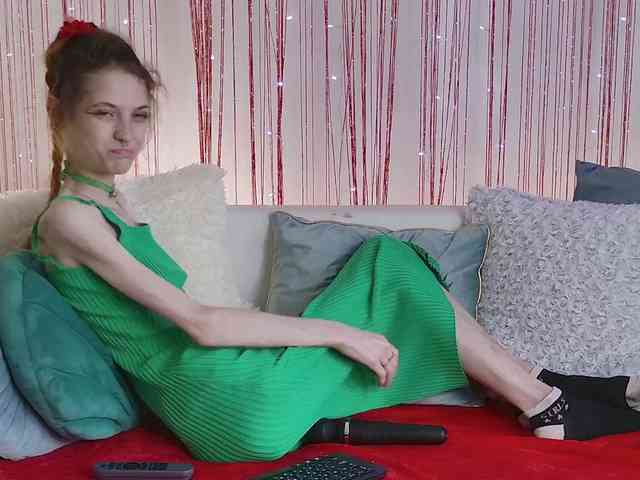 KittyRaine webcam