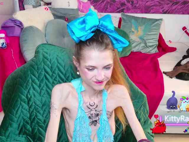 KittyRaine webcam