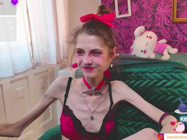 KittyRaine webcam