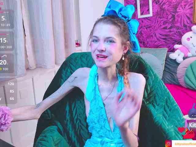 KittyRaine webcam