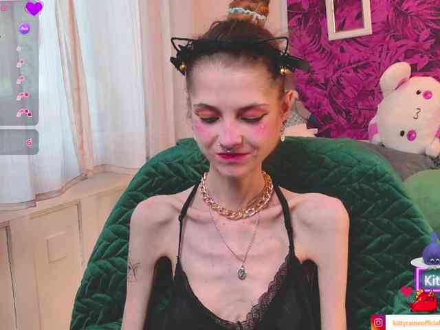 KittyRaine webcam