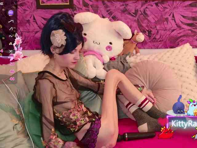 KittyRaine webcam