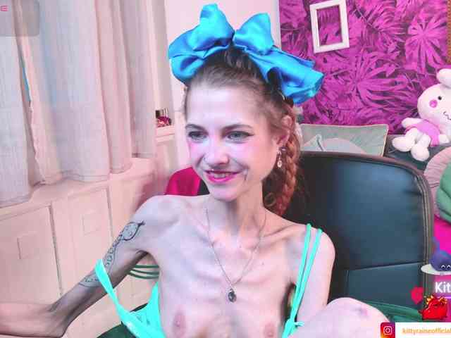 KittyRaine webcam