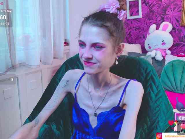 KittyRaine webcam