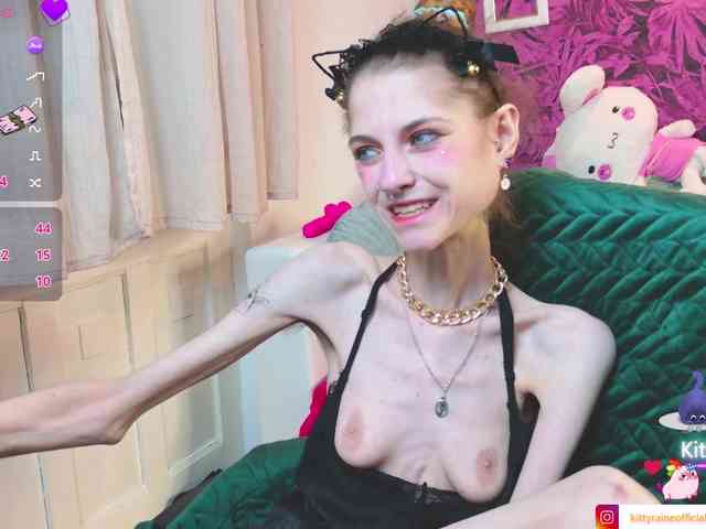 KittyRaine webcam