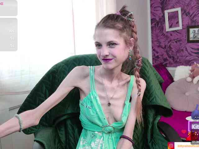 KittyRaine webcam