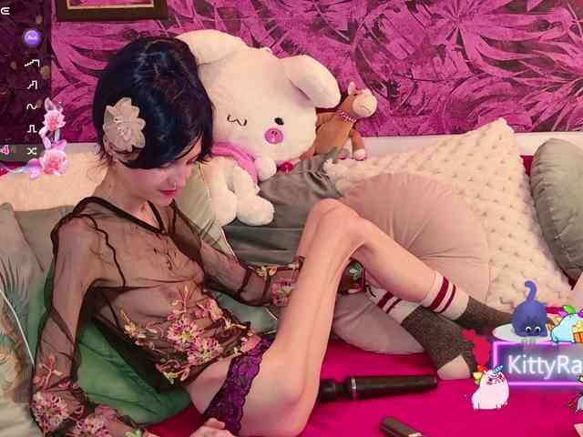 KittyRaine webcam