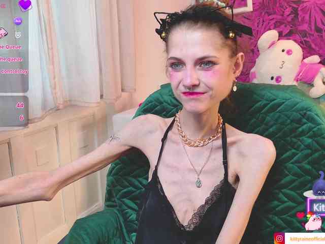 KittyRaine webcam