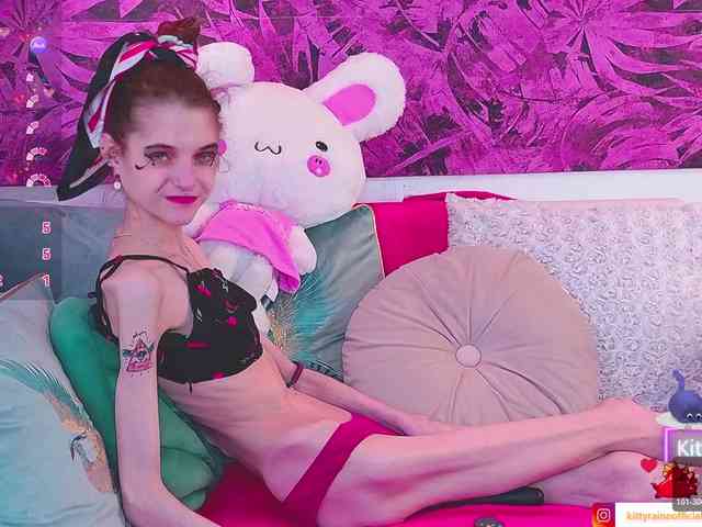 KittyRaine webcam