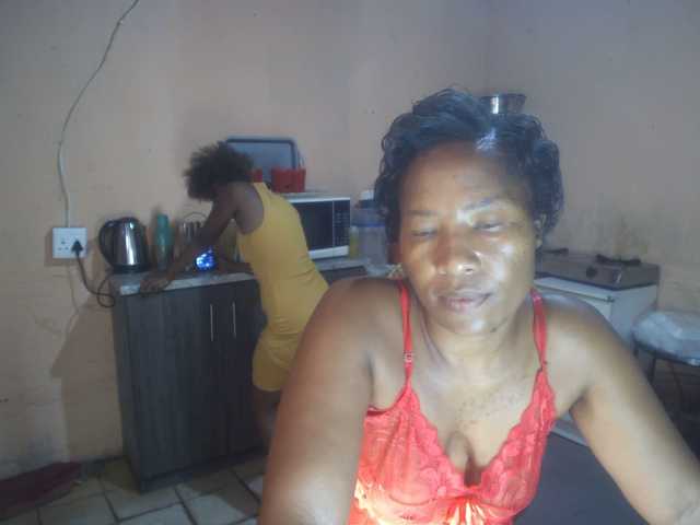 CurvyPear — complements of 2026,lets have the best ofit.