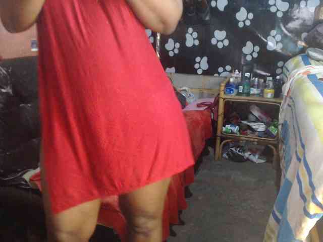 Curvypear webcam