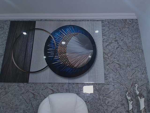 Octaviarouse's BongaCams show and profile