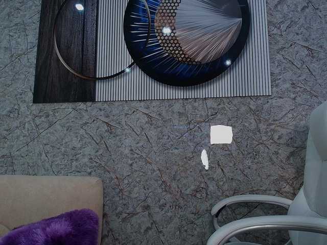 Octaviarouse's BongaCams show and profile