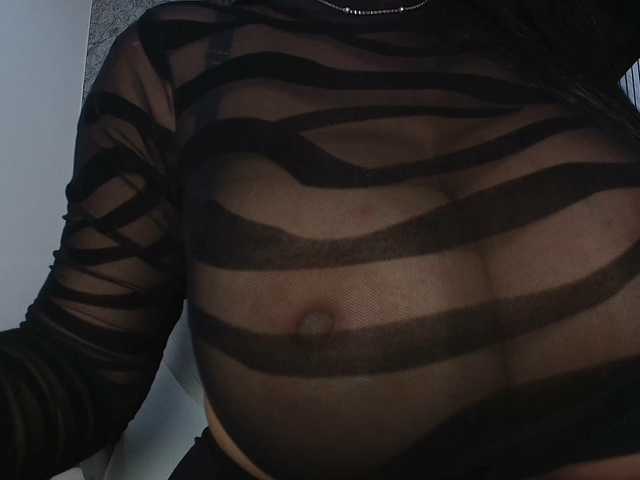 Octaviarouse's BongaCams show and profile