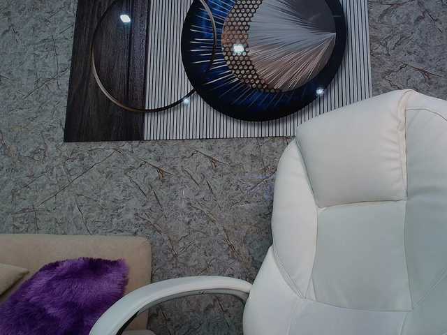 Octaviarouse's BongaCams show and profile