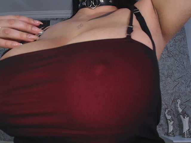 Octaviarouse's BongaCams show and profile