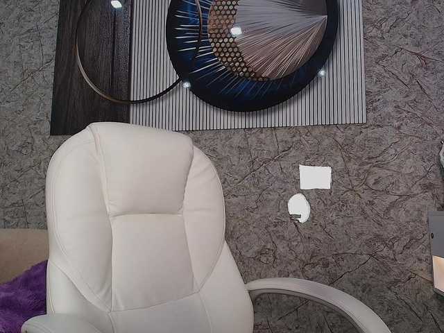 Octaviarouse's BongaCams show and profile