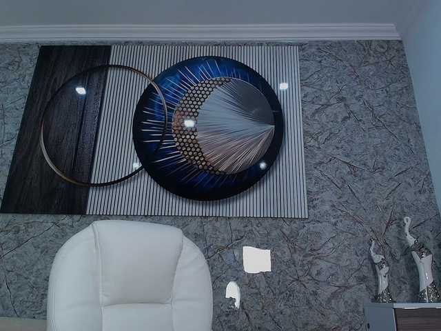 Octaviarouse's BongaCams show and profile