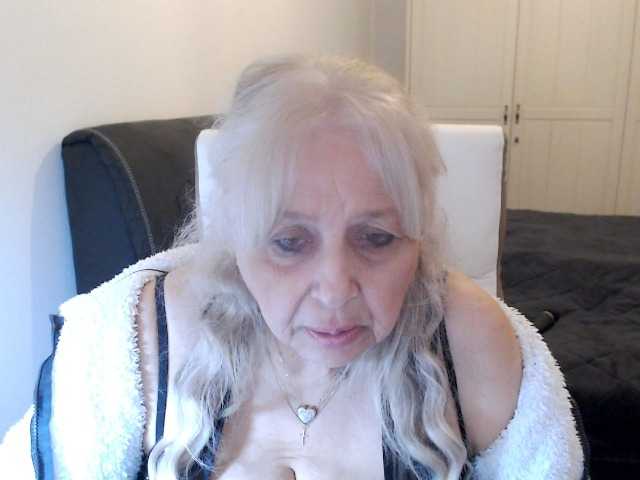 SusiLife's BongaCams show and profile