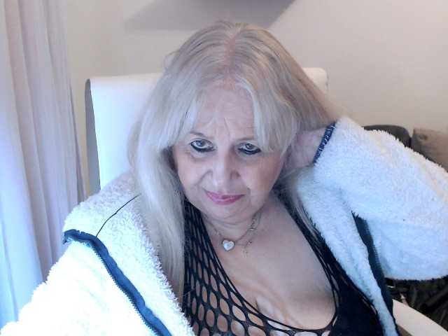 SusiLife's BongaCams show and profile