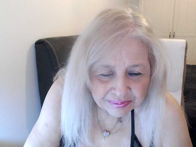 SusiLife's BongaCams show and profile