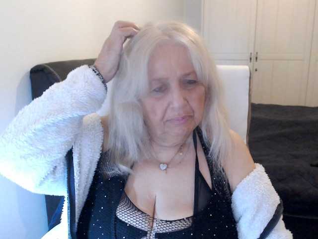 SusiLife's BongaCams show and profile