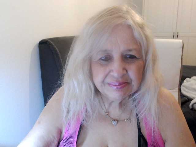 SusiLife's BongaCams show and profile