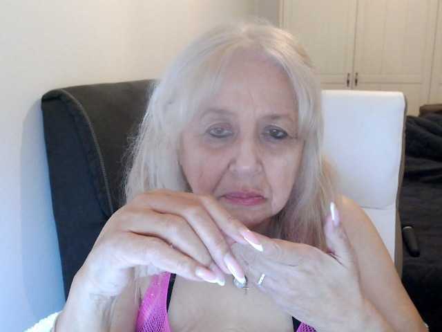 SusiLife's BongaCams show and profile