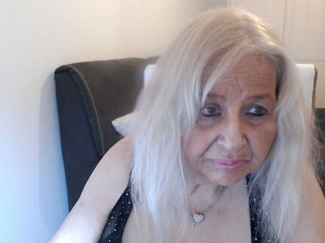 SusiLife's BongaCams show and profile